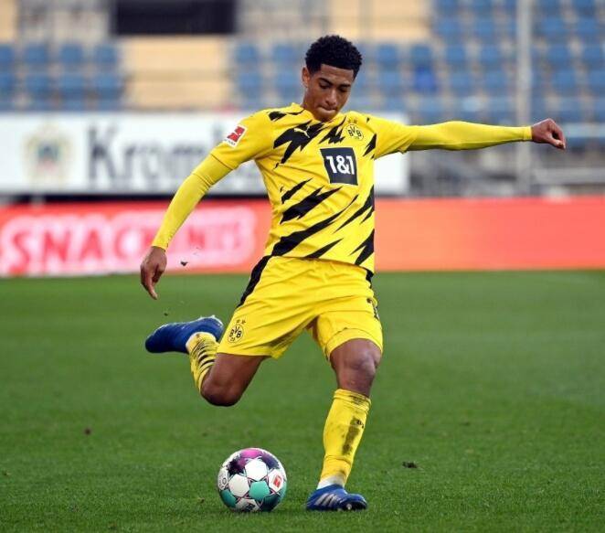 足球市场：如果出现1亿欧报价，尤文可能会考虑出售伊尔迪兹（若报价达到1亿欧，尤文或将出售伊尔迪兹）