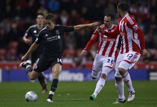 杨明洋妻子赴韩国观战亚冠：成都亚冠首个客场积分，值得骄傲（杨明洋妻赴韩现场助威，成都队拿下亚冠首个客场积分，令人自豪）