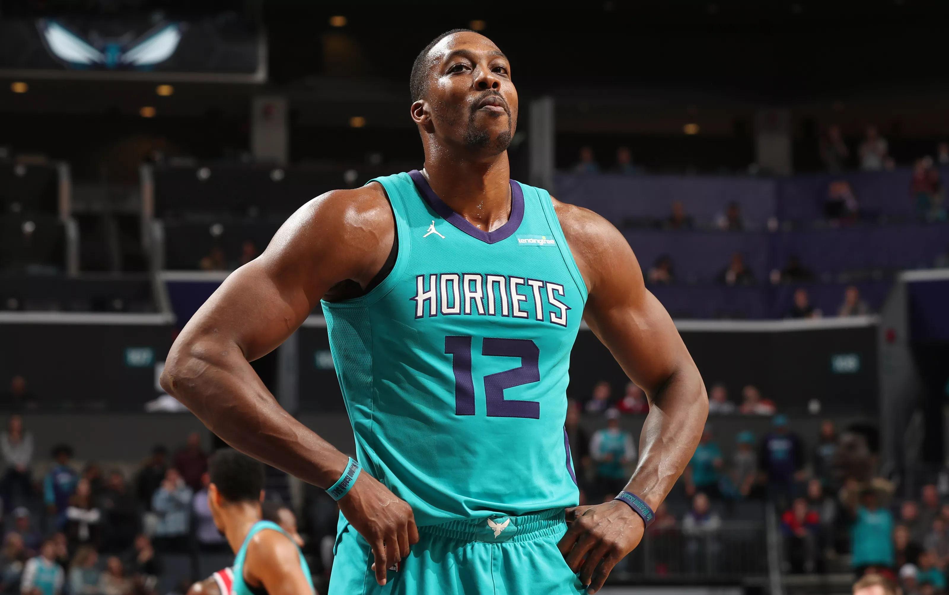 2025上海明日之星冠军杯足球赛圆满落幕，颁奖仪式进行（2025上海明日之星冠军杯足球赛落下帷幕，颁奖典礼隆重举行）