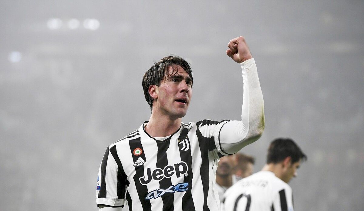 费迪南德：姆伯莫态度严谨且敬业，他能给曼联带来积极的影响