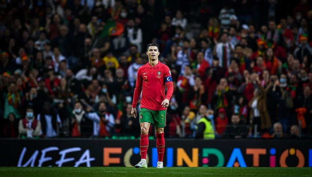 欧冠连续赛季进球纪录：本泽马、梅西连续18赛季进球第1（欧冠连续赛季进球之最：梅西、本泽马18季连破门并列第一）