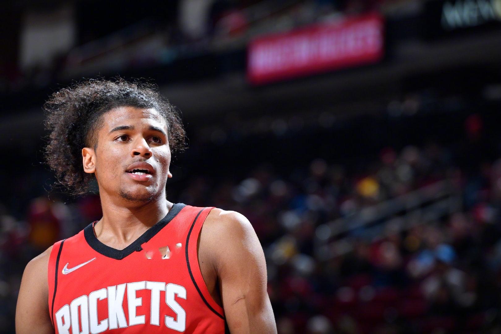 苗原：深圳青年人在谈云南玉昆外援恩里克、内内，球队想冲超（苗原：深圳青年人正洽谈云南玉昆外援恩里克、内内，目标冲超）