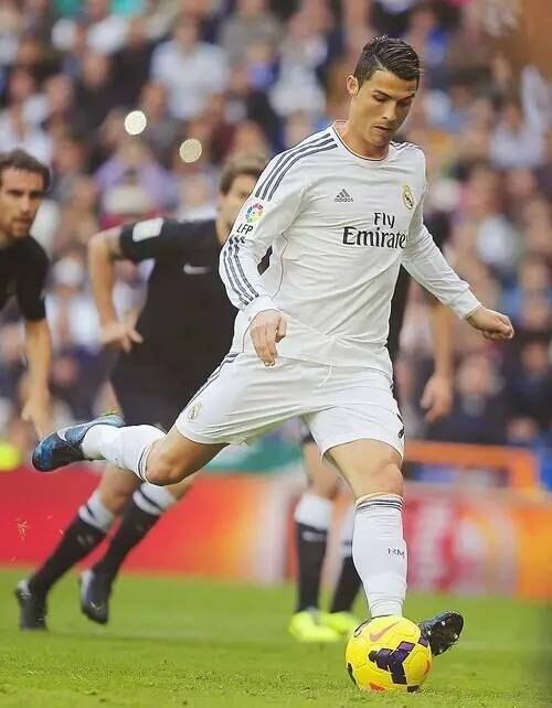 阿尔特塔：孔帕尼做什么都会很出色，他干得这么好我非常开心