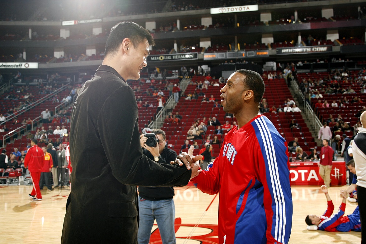 谢维军谈踢中卫：我很害怕出现失误，有经历才会有成长（谢维军谈改打中卫：怕犯错，但历练促成长）